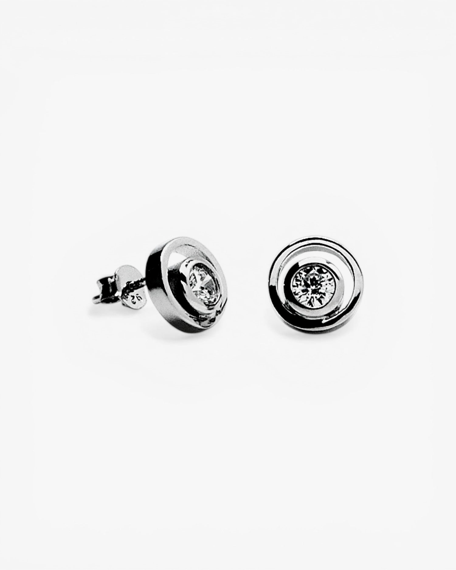 Pendientes botón diseño doble círculo con circonita central