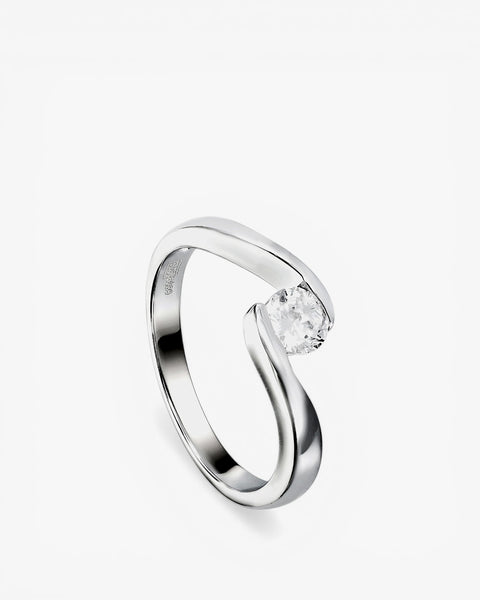 Bagues de fiançailles en argent au design irrégulier avec quartz adamantin