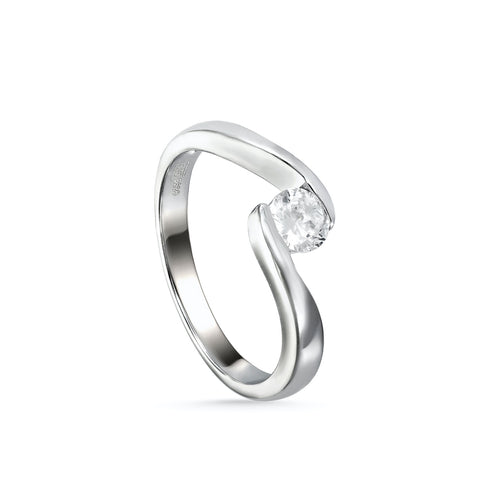 Anillos de compromiso de plata diseño irregular con cuarzo adamantino