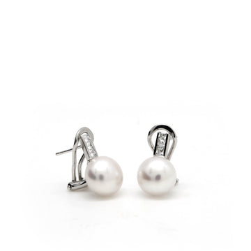 Pendientes tu y yo con perla y detalle lineal de circonitas