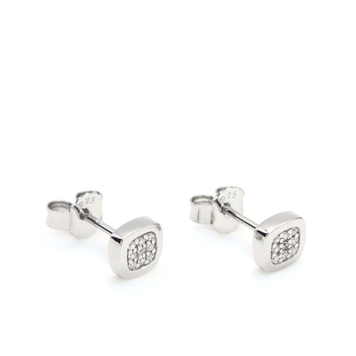 Pendientes pequeños brillantes de diseño cuadrado