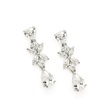Boucles d'oreilles de mariée à motif floral et quartz adamantine