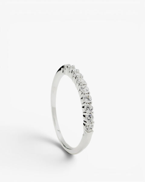 Anillos finos de plata con motivo de circonita blanca