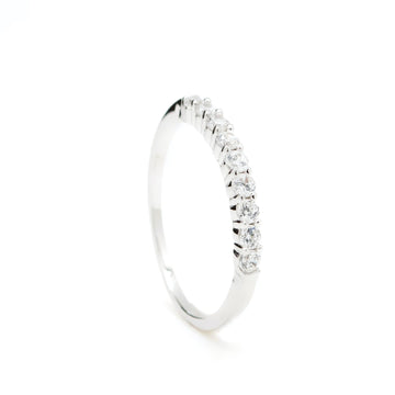 Anillos finos de plata con motivo de circonita blanca