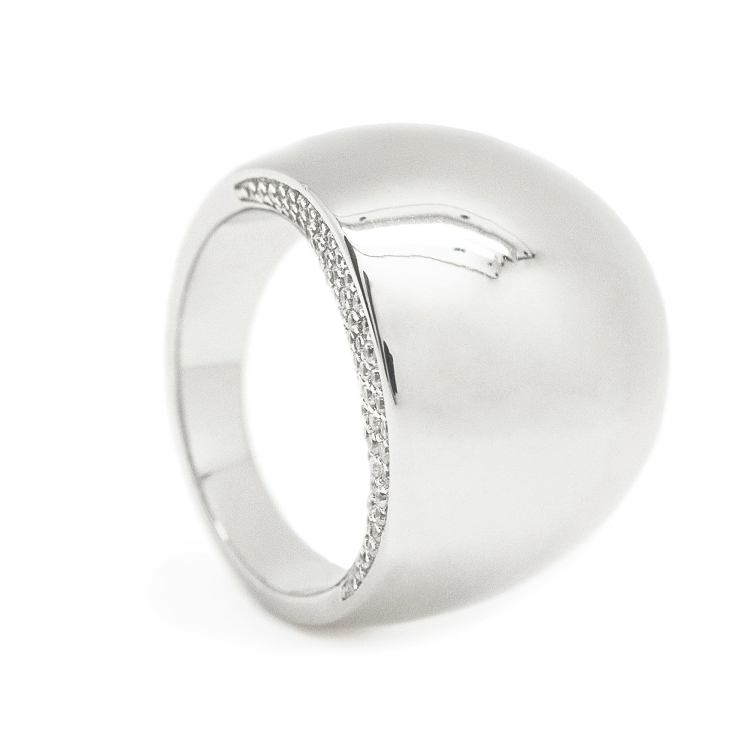 Bagues larges, forme ronde avec zircon cubique sur le côté