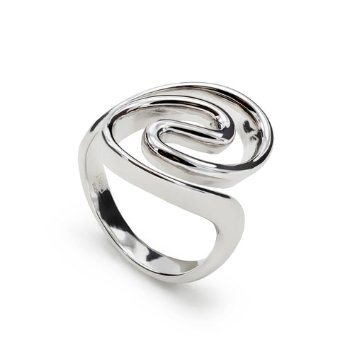 Anillos de diseño líquido con curvas y ancho