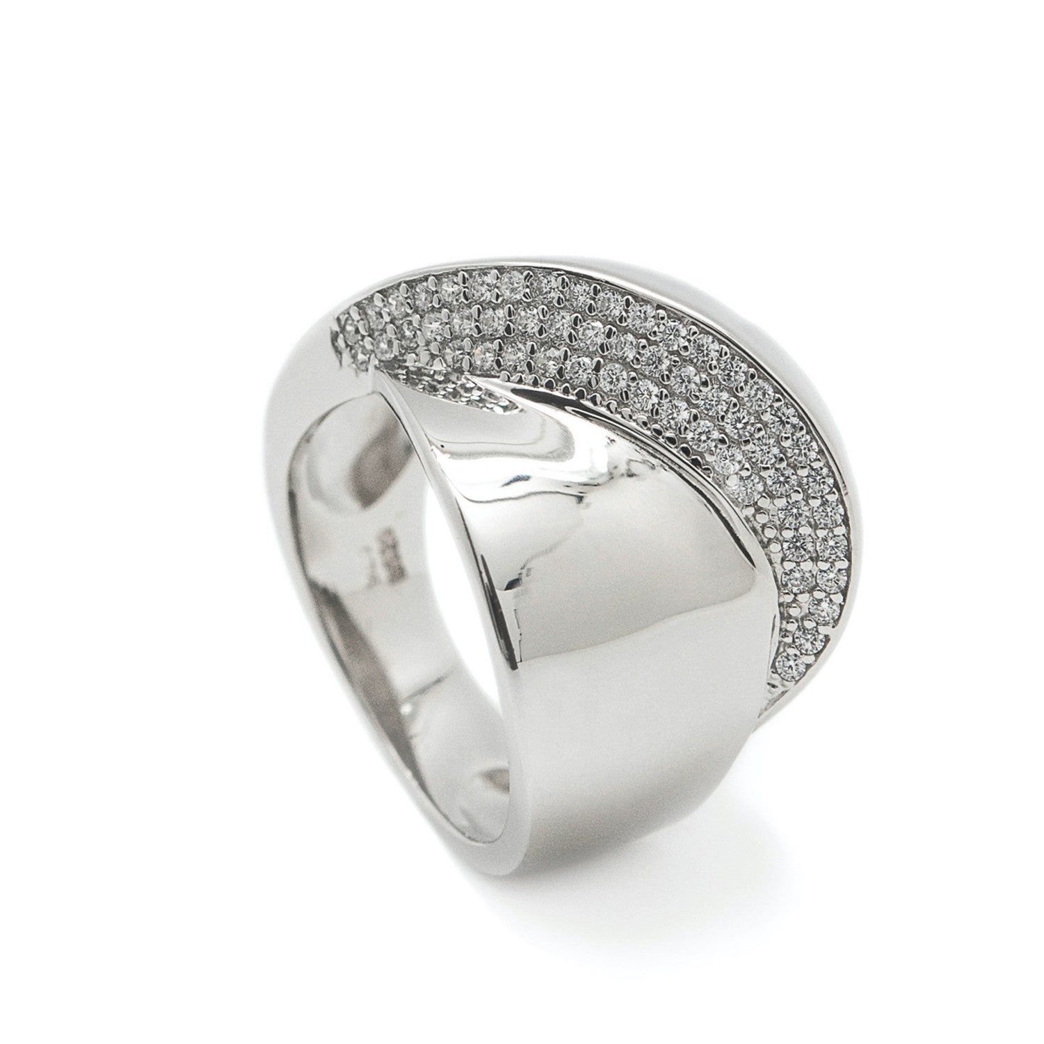 Bagues en forme de croix avec zircone cubique