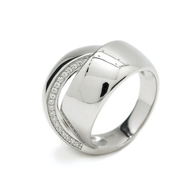 Grandes bagues ornées d'un motif curviligne entrelacé et de zirconiums cubiques