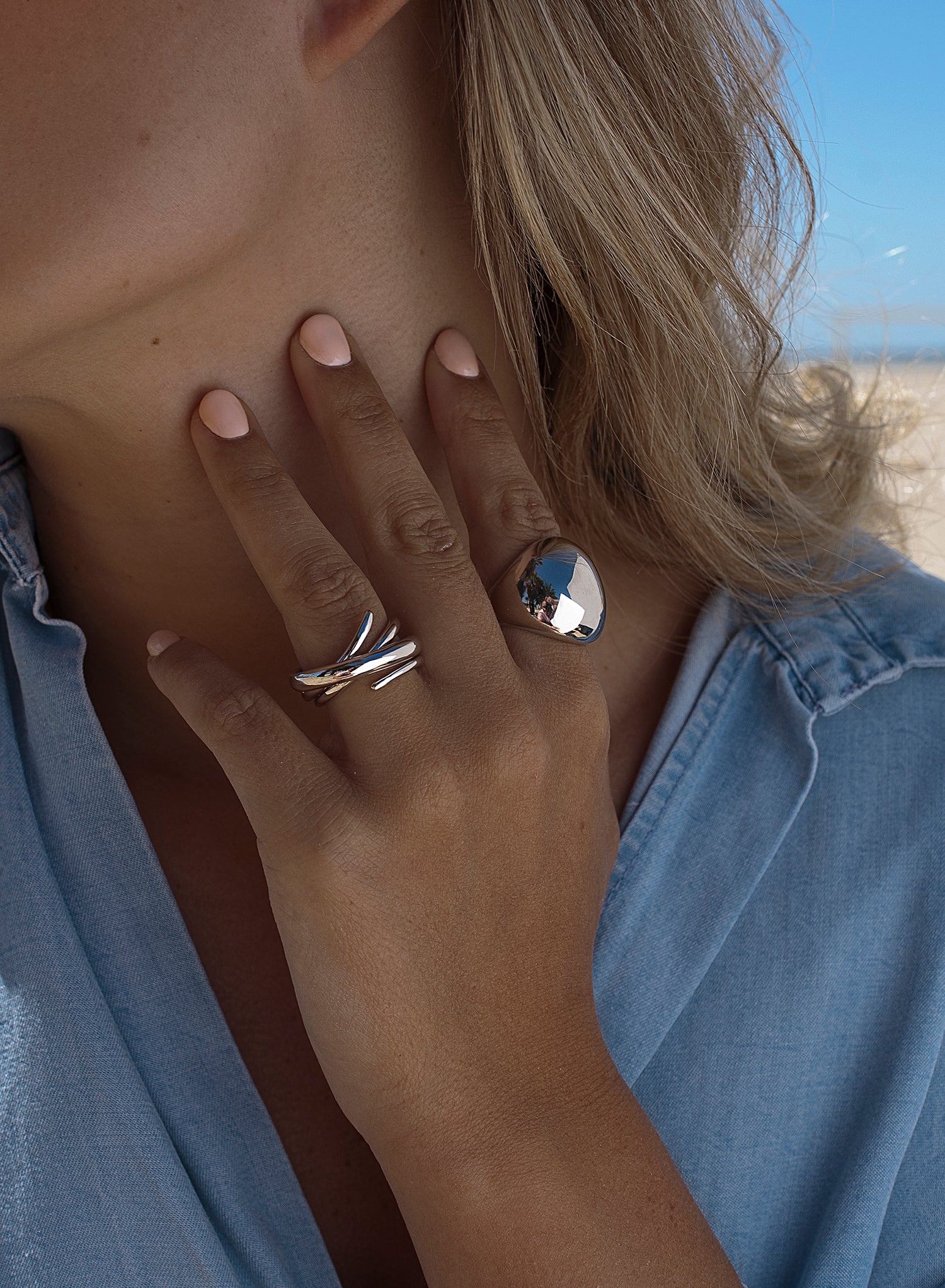 Rings Large plain silver of design round