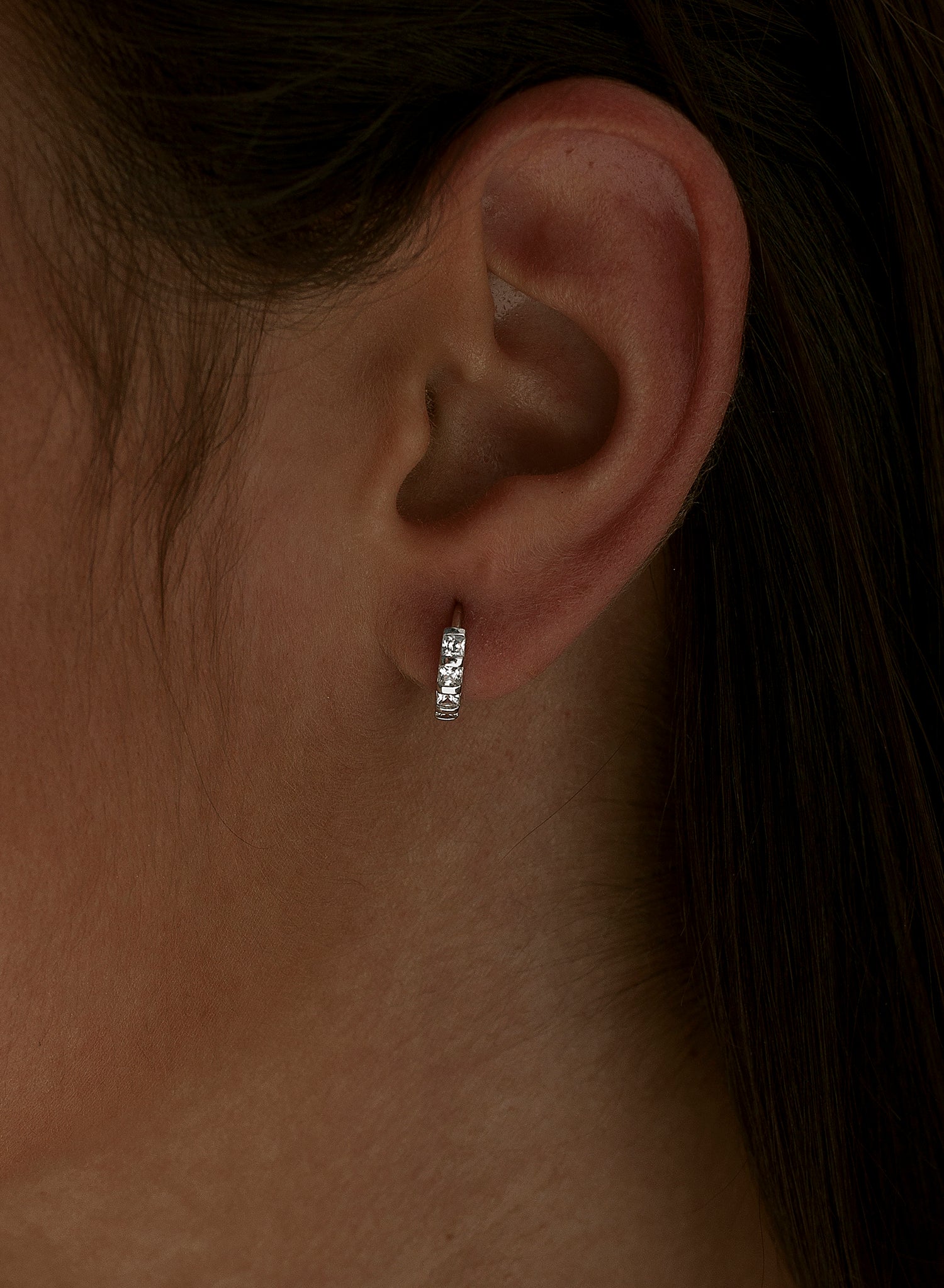 Pendientes aros muy pequeños diseño circonitas talla princesa