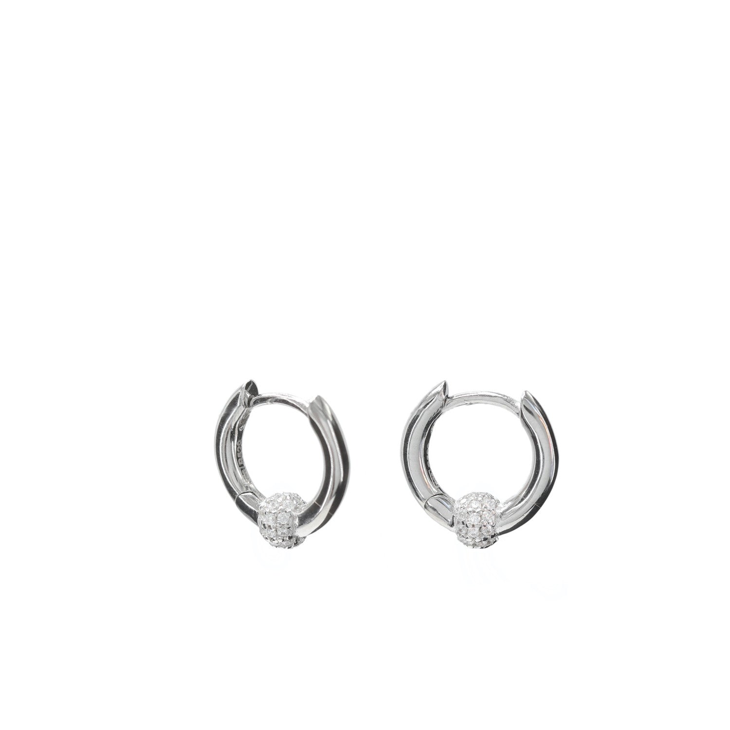 Boucles d'oreilles créole de argent petits motif de zircon sur la partie inférieure