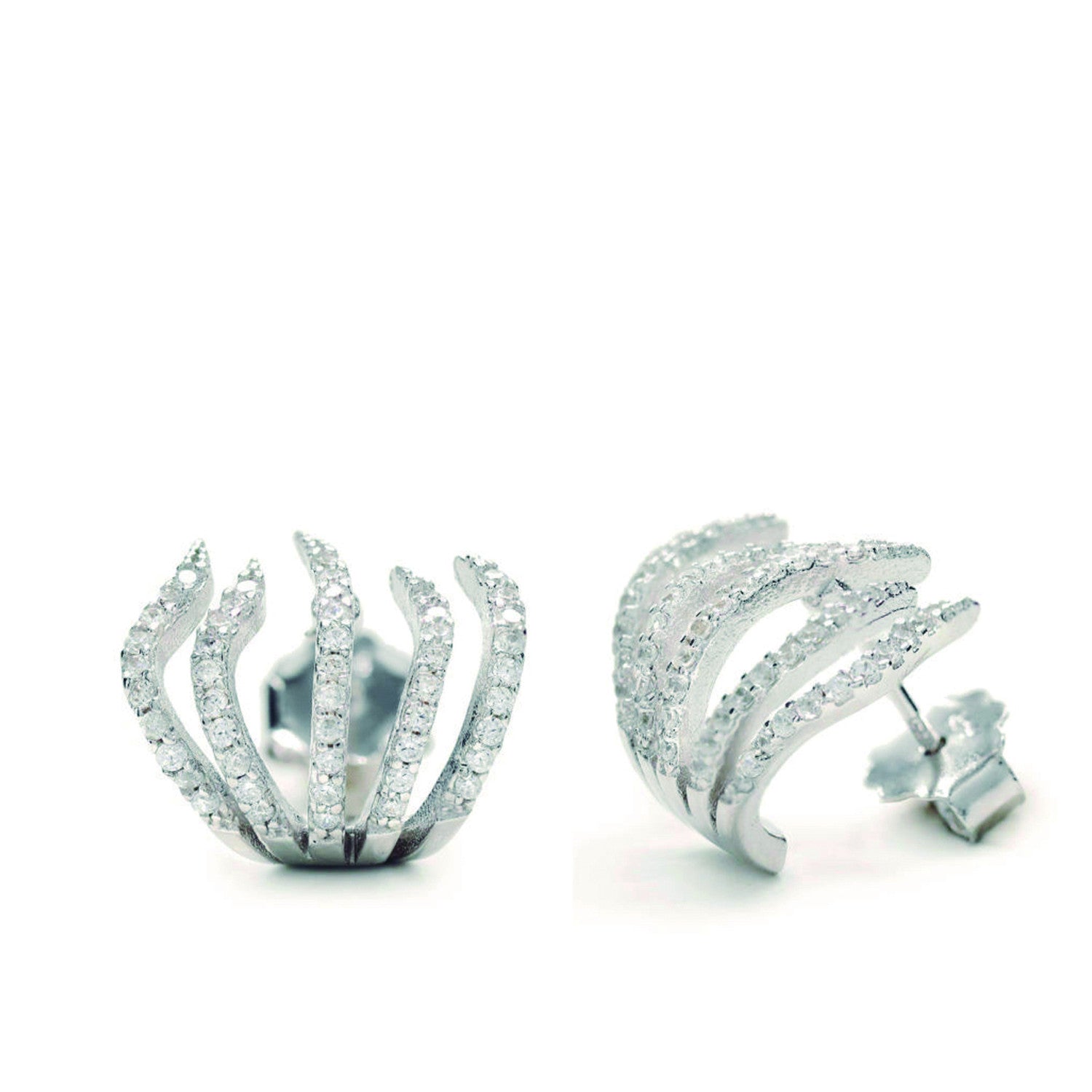 Boucles d'oreilles originales en argent, serties de zirconiums cubiques et ornées d'un design à 5 griffes