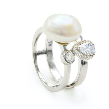 Anillos con perlas diseño doble con cuarzo adamantino