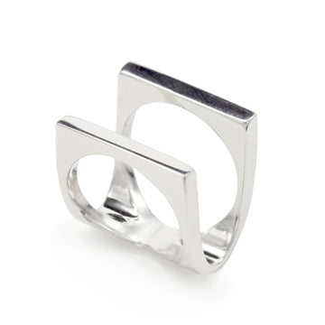 Anillos de diseño doble cuadrado y liso