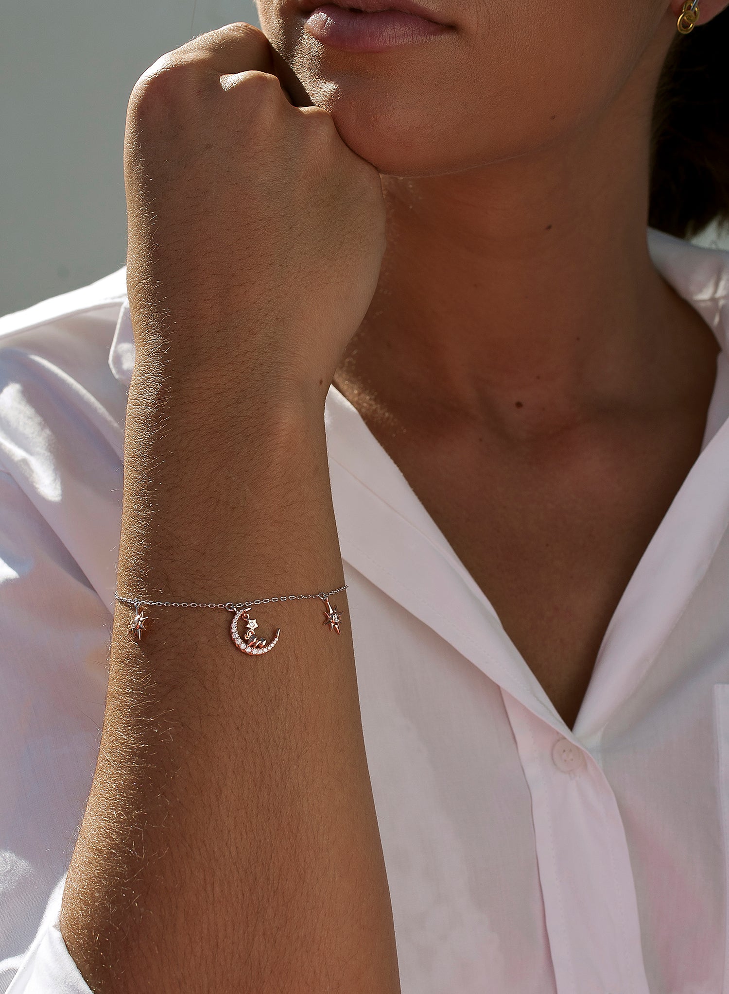 Pulseras con colgantes mini charms en rosa con circonitas