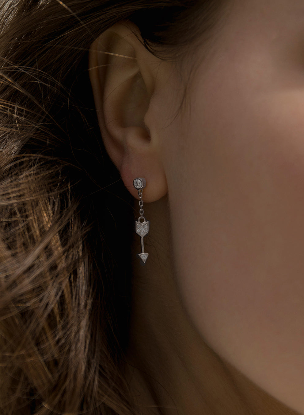 deuxìeme boucle argent avec breloque en forme de