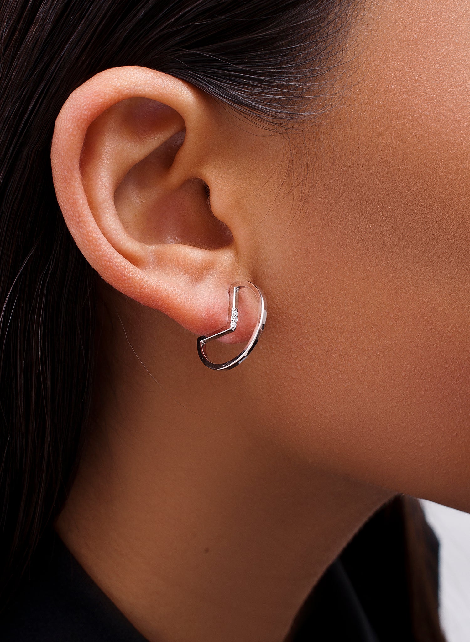 Pendientes originales diseño come-cocos con circonitas