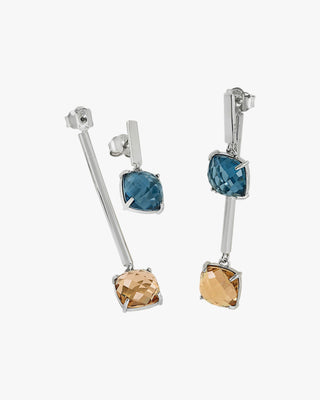 Boucles d'oreilles longues en forme de bâtonnet avec deux pierres de quartz adamantin