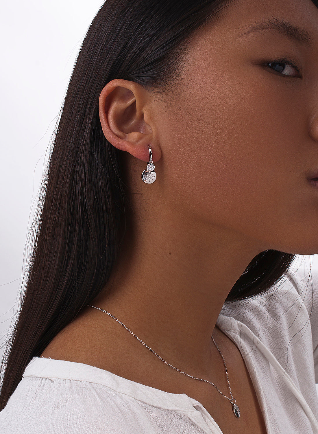 Pendientes con colgantes de plata diseño destello y circonita