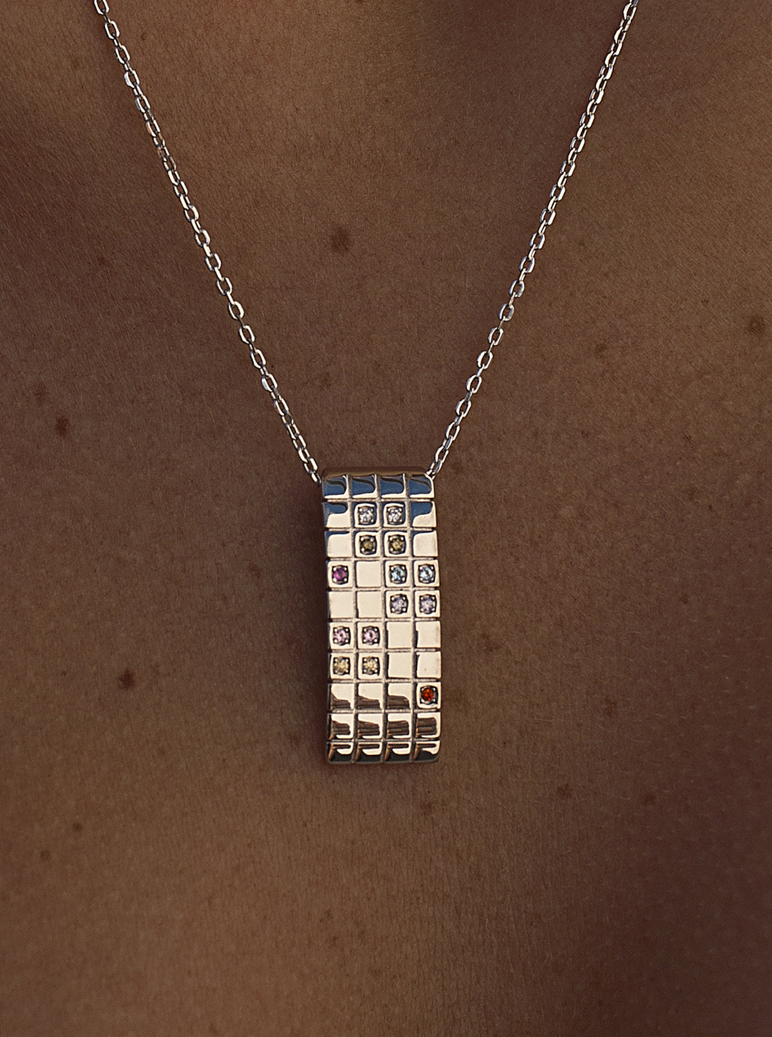 Necklaces with silver stones, rectangular multicolor design