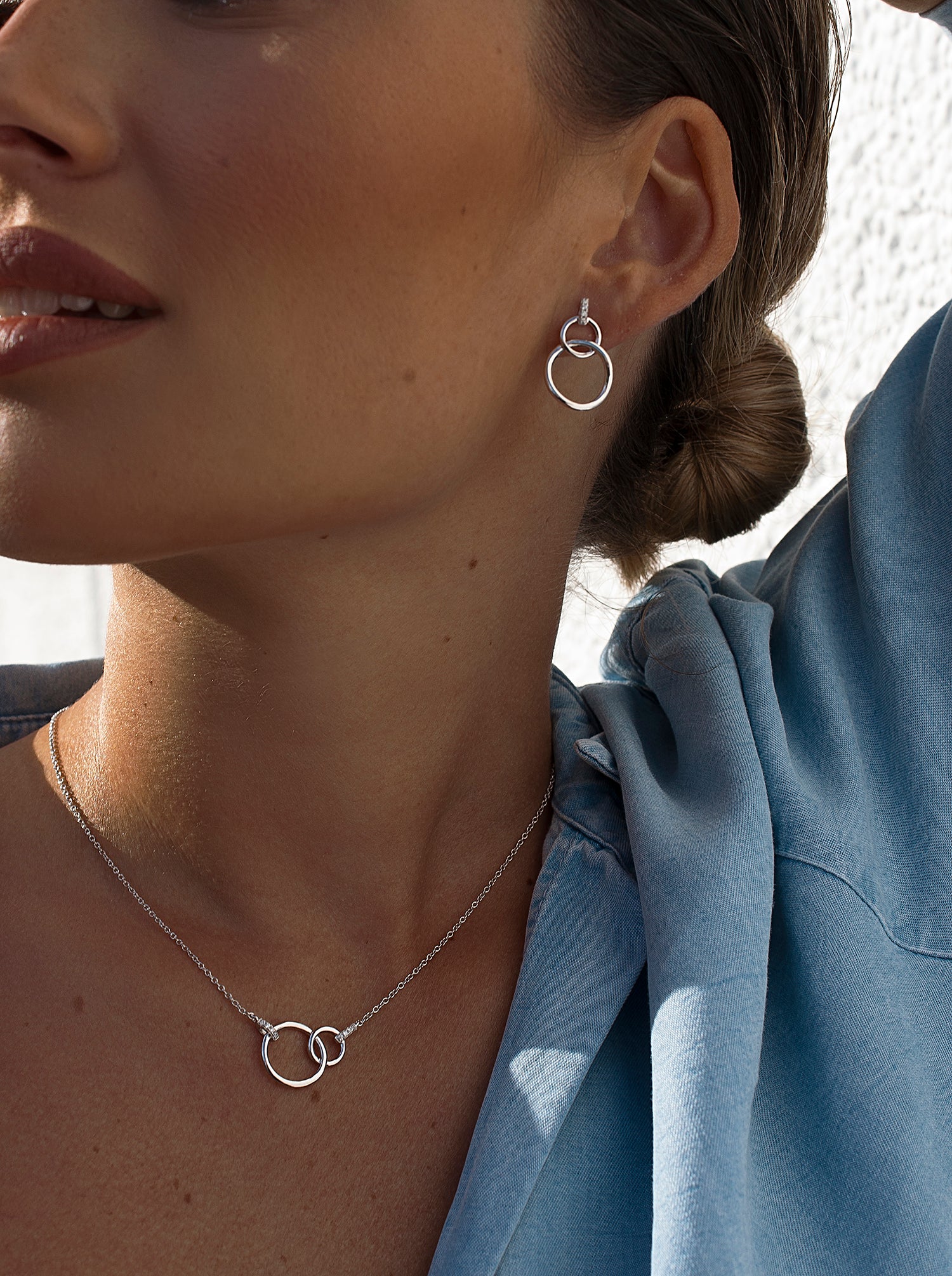 Pendientes con colgantes diseño de doble argolla