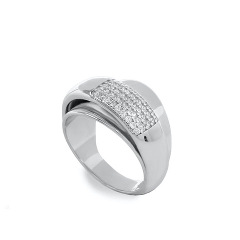 Anillos anchos diseño superpuesto con circonitas