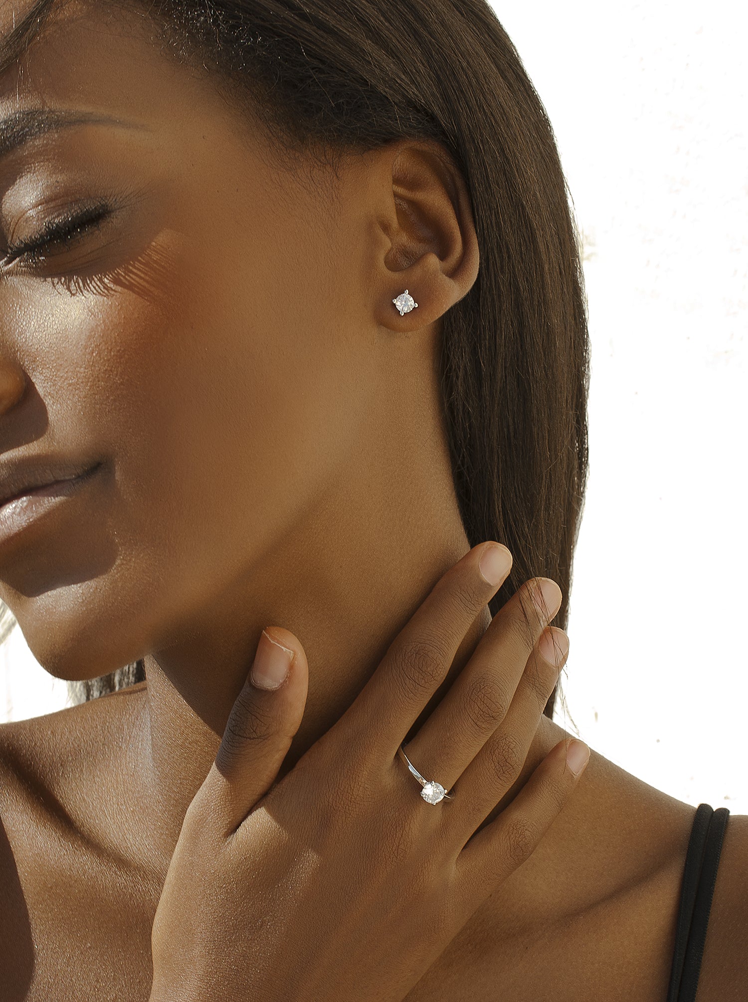 Pendientes pequeños plata diseño 4 garras con circonita