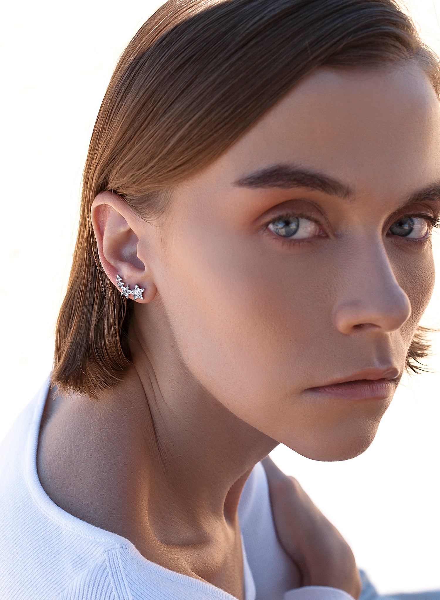 Boucles d'oreilles grimpantes en argent avec motif d'étoile ascendante