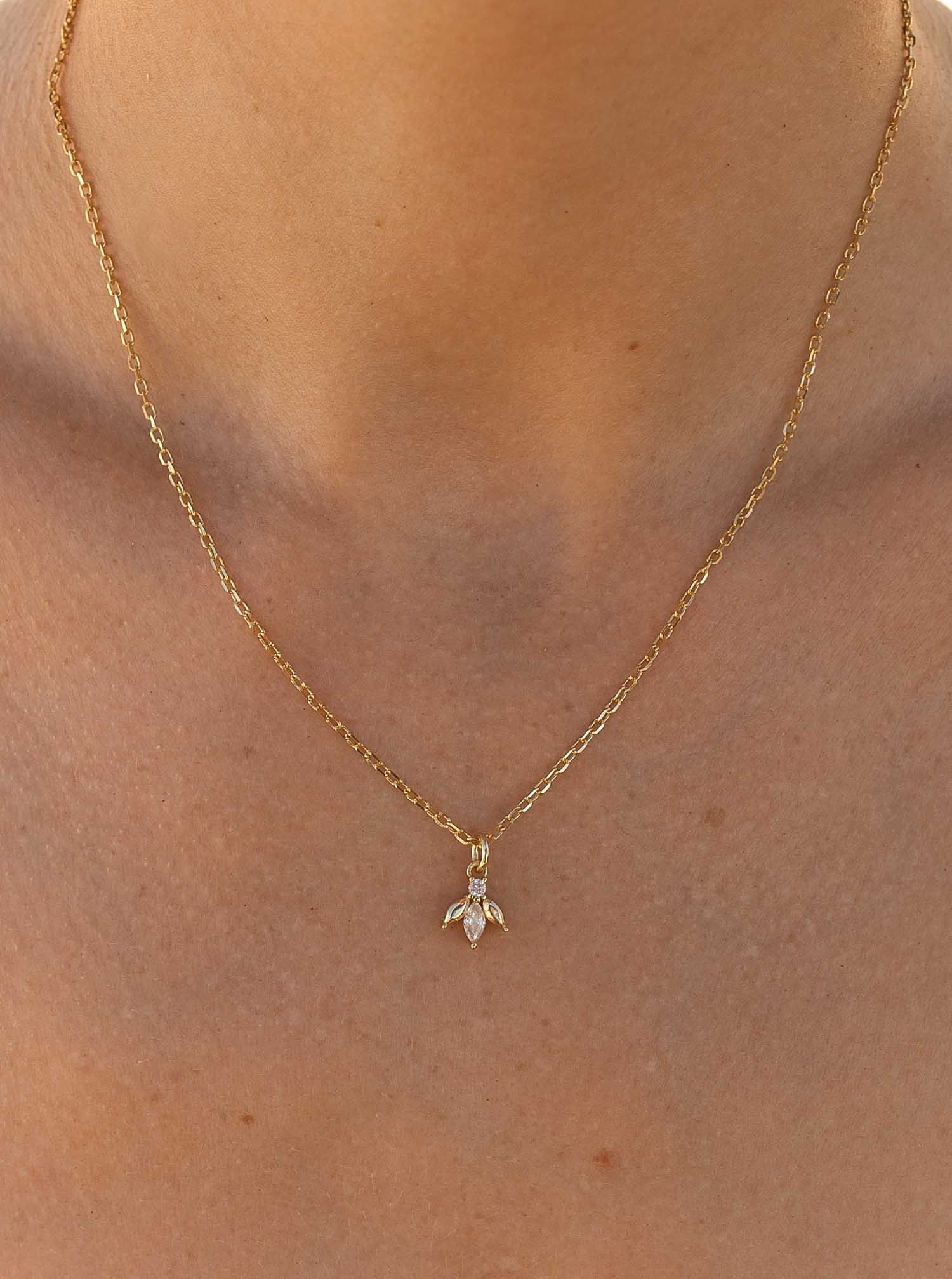 Petits pendentifs en argent plaqué or en forme de mouche