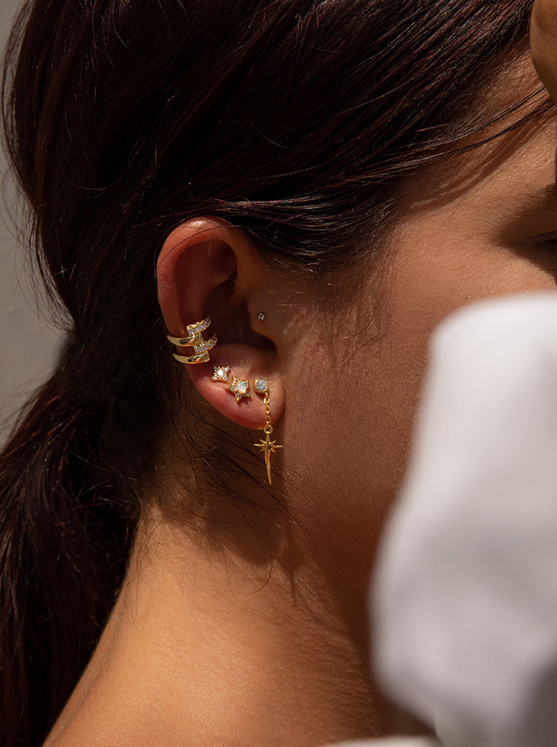 Manchette d'oreille en argent avec motif doré et zircone cubique