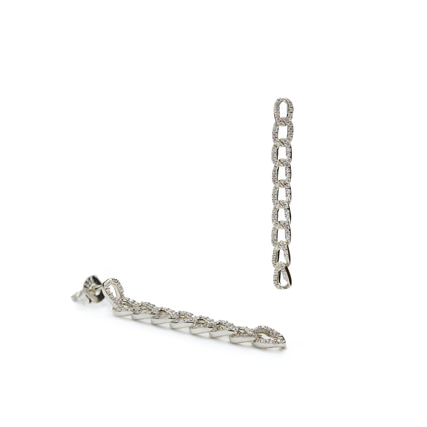 Boucles d'oreilles longs design de chaîne avec zircons