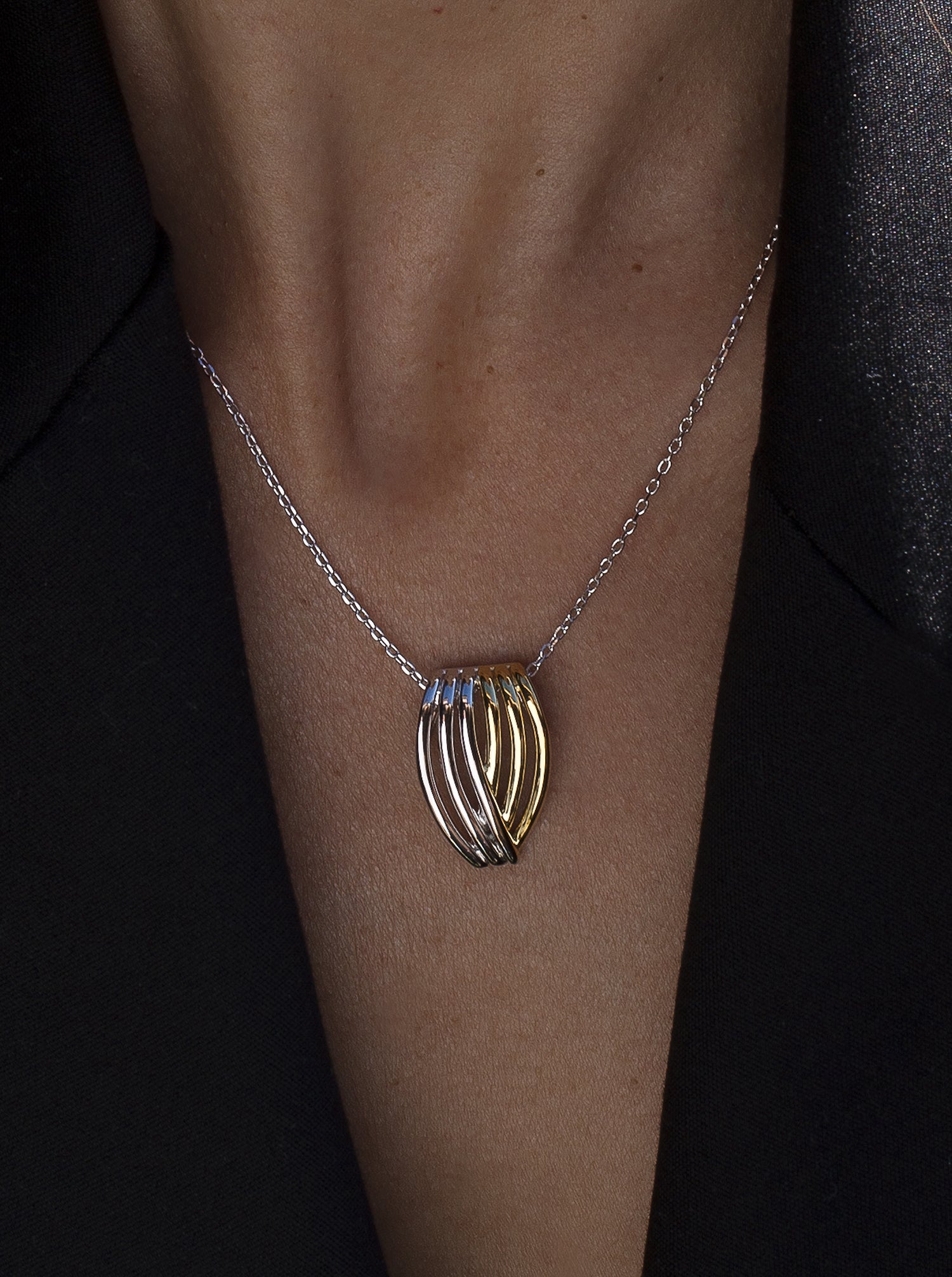 bicolore pendentifs design rails argent et dorés