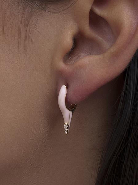 Pendientes originales plata diseño punta esmalte rosa