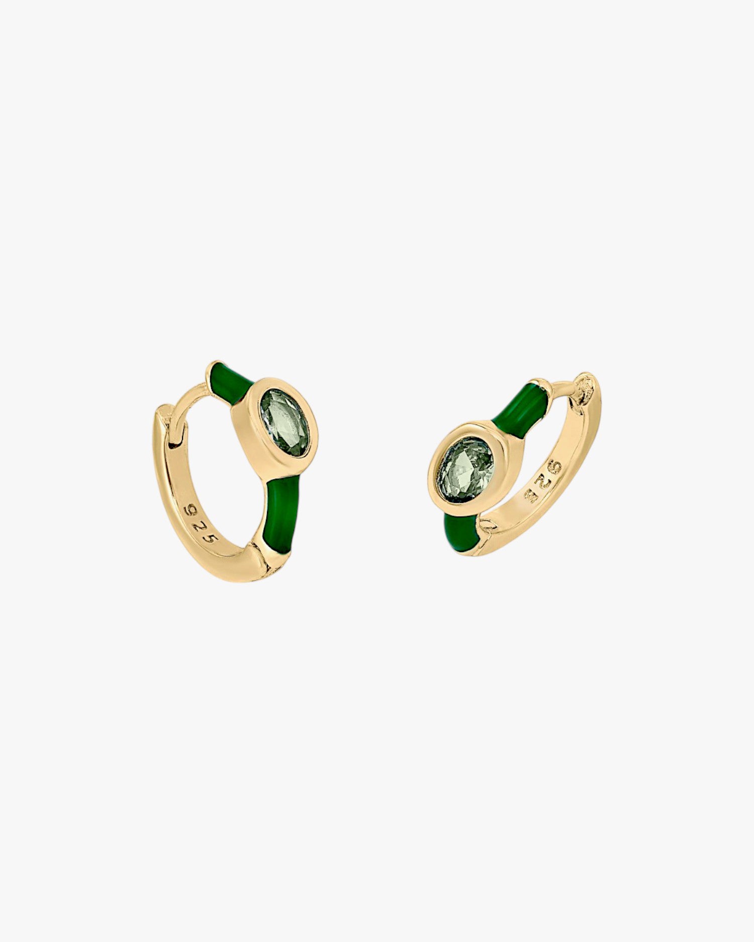 Pendientes aros pequeños diseño cuarzo adamantino central y esmalte verde