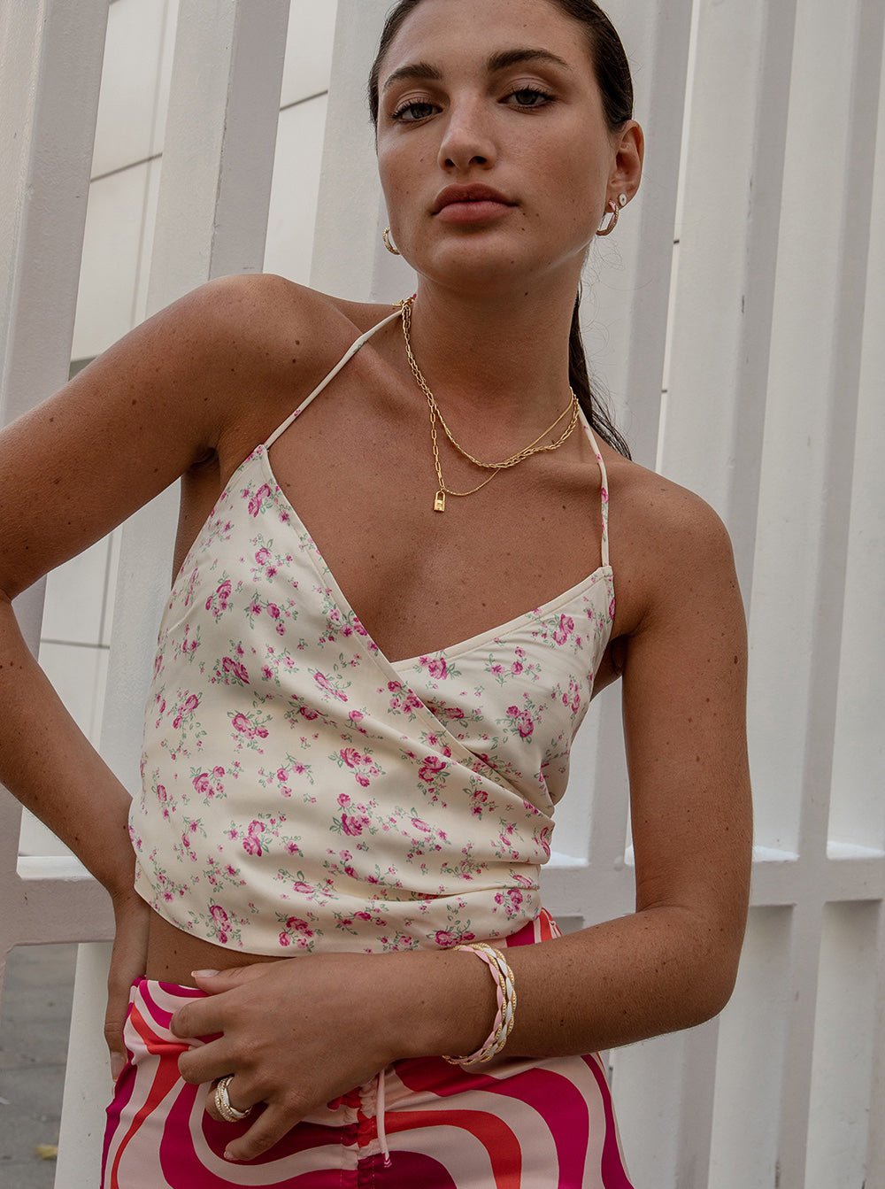 Silver bracelet with bubble design in pink enamel