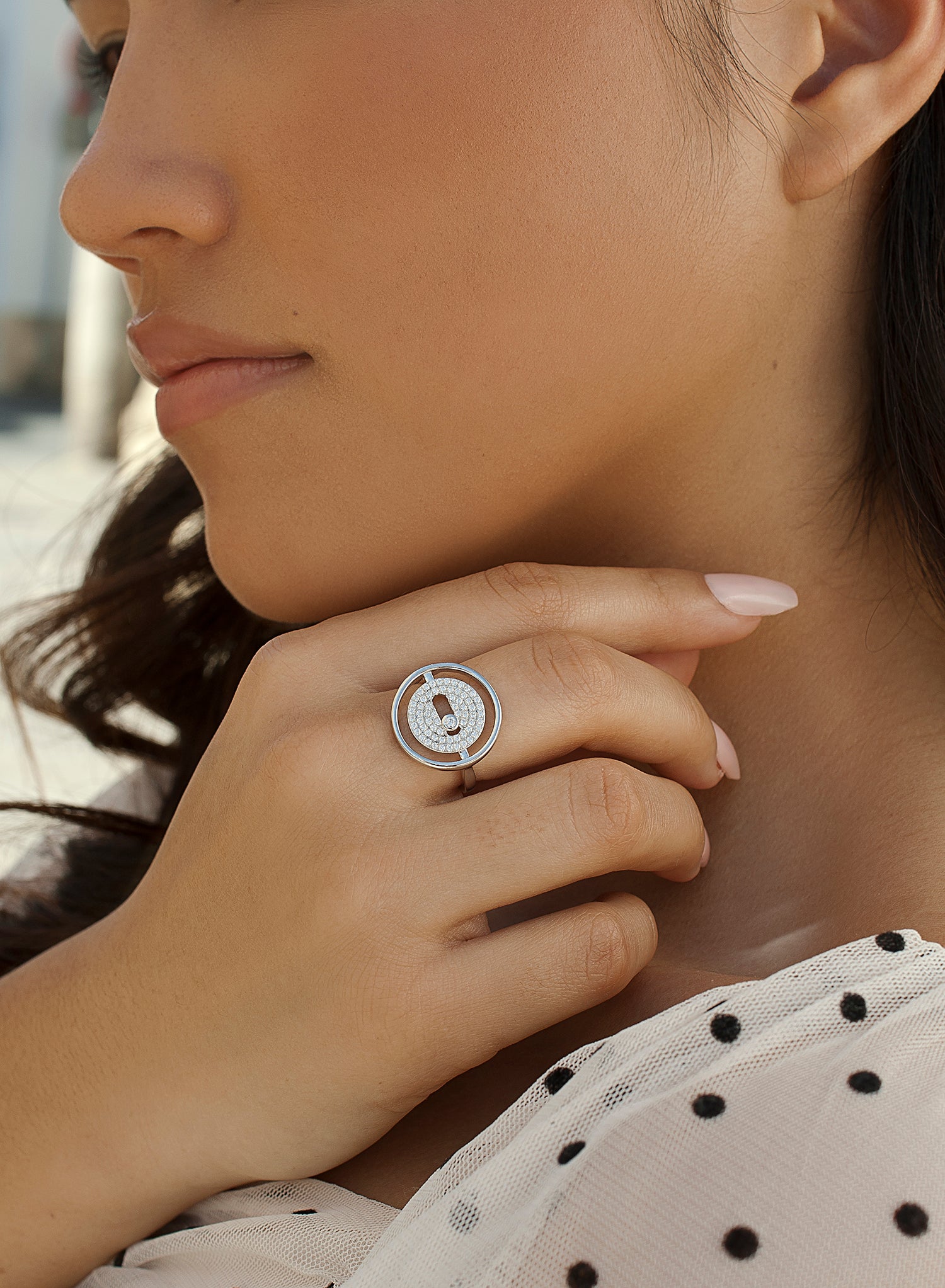 Anillos circonitas diseño de doble botón y plata lisa