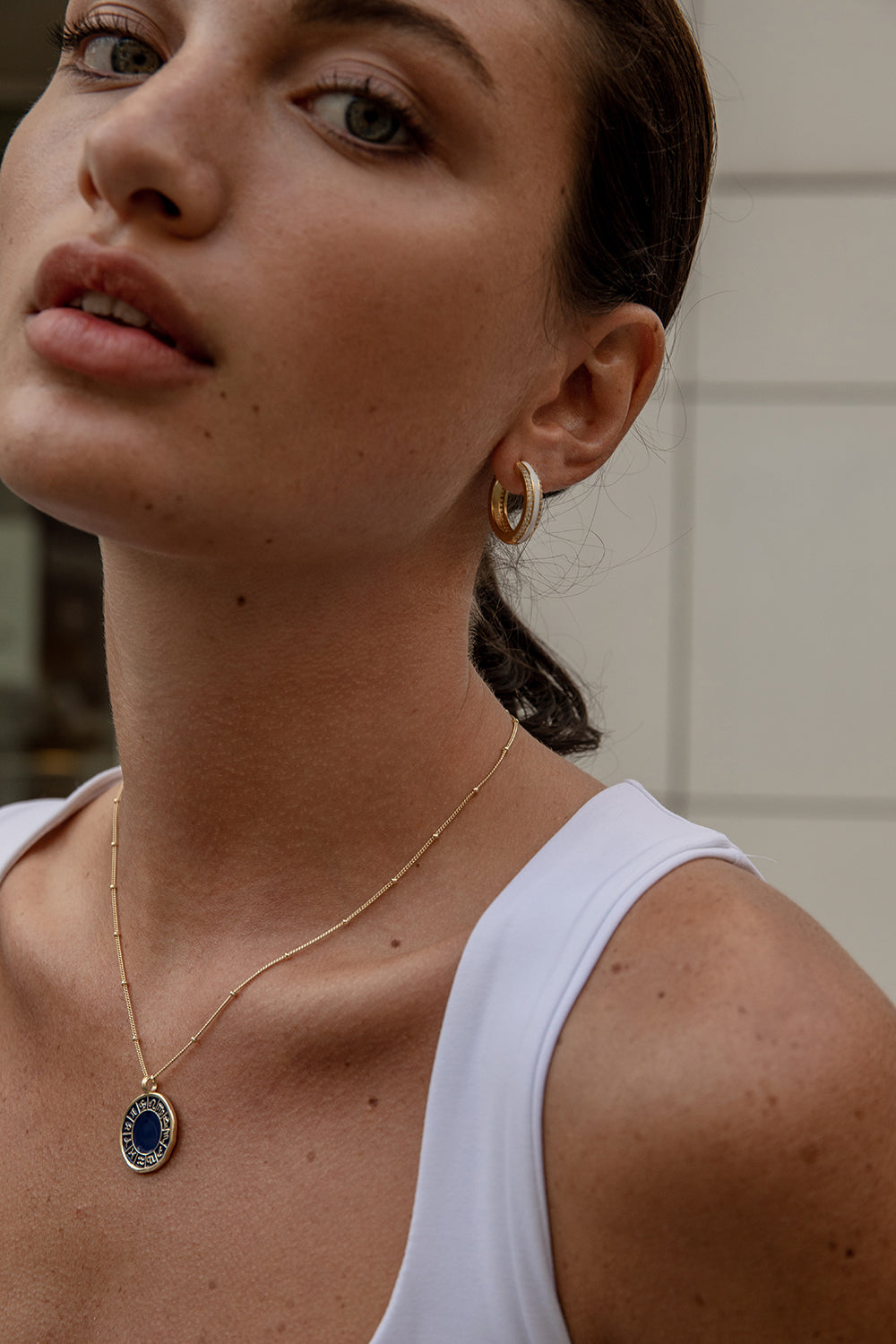 Pendientes esmalte plata diseño aro blanco