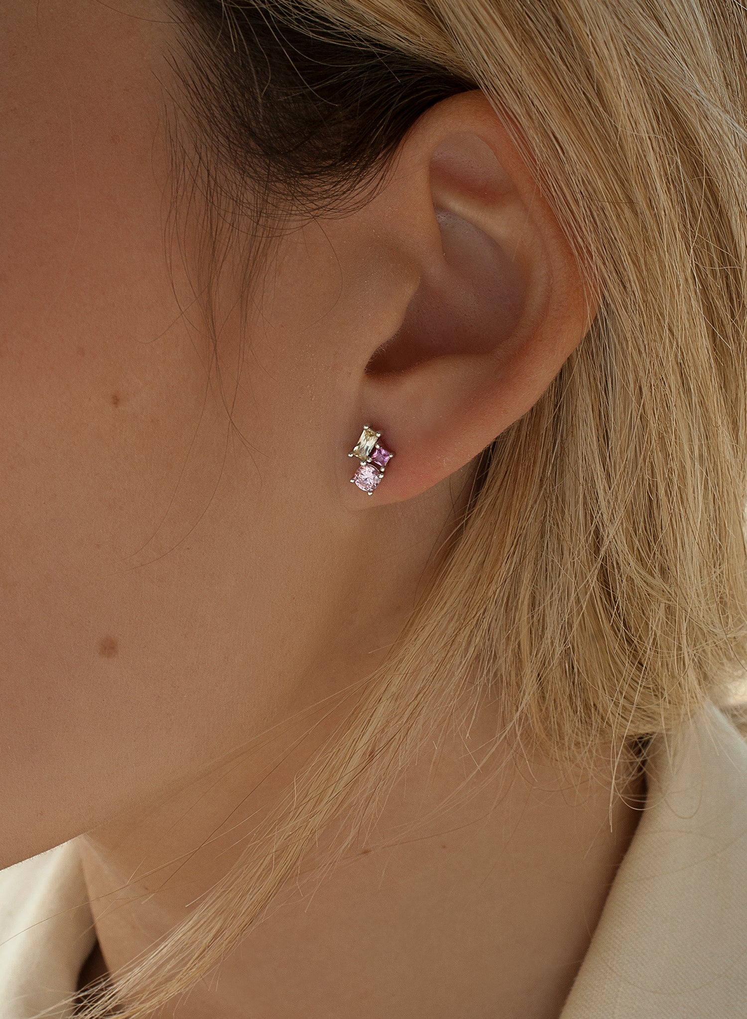 Small earrings with pink adamantine quartz