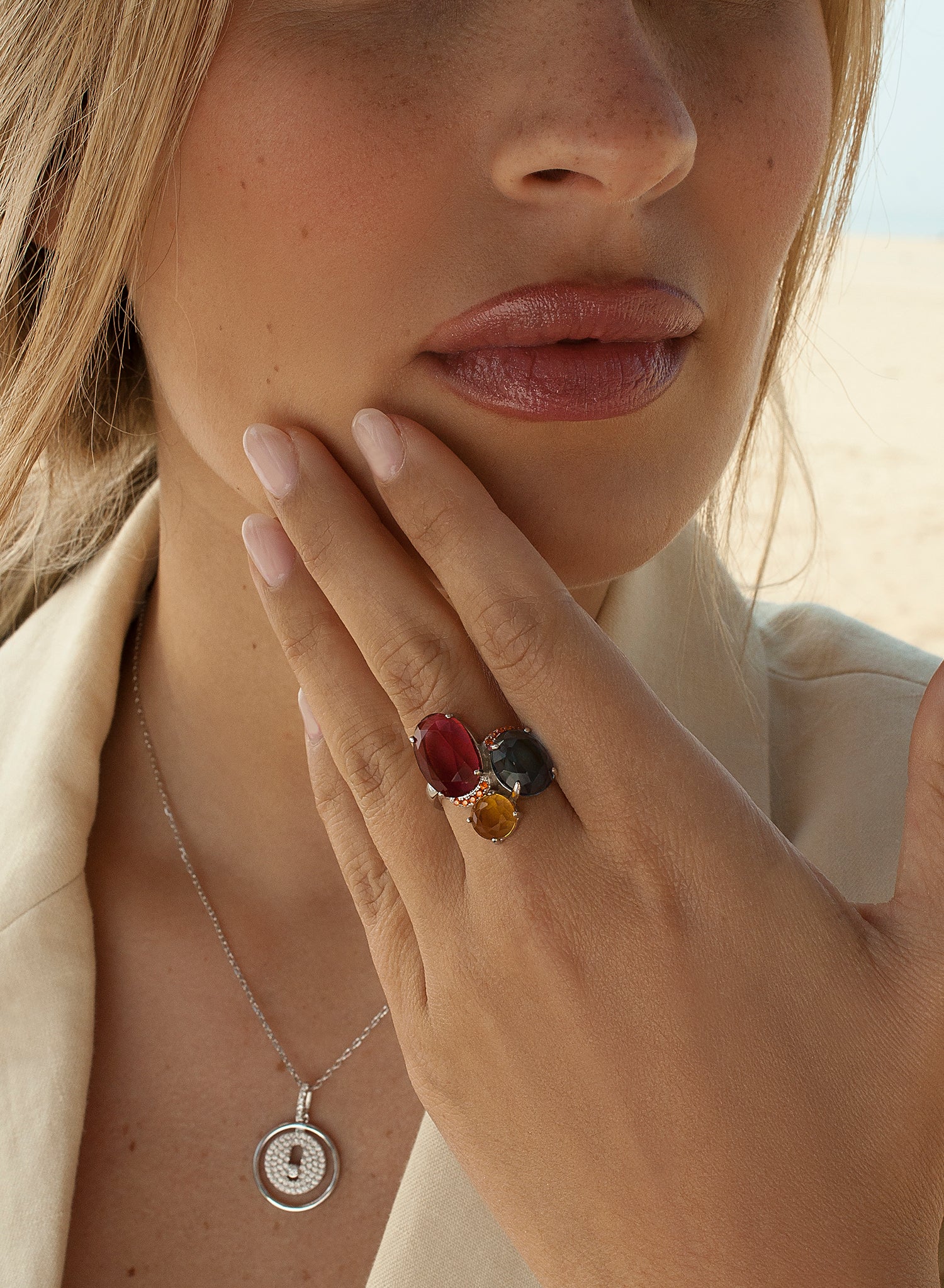Anillos con piedras diseño multicolor con circonitas