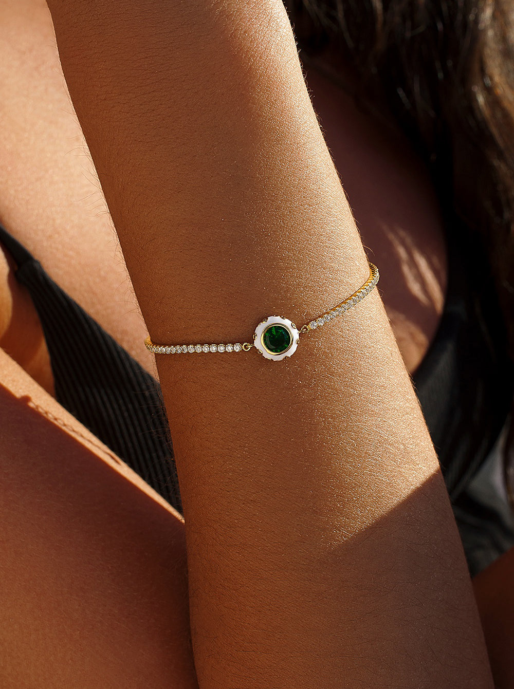Pulseras finas cadena de circonitas con gema central verde