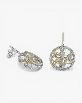 Boucles d'oreilles bicolores au motif entrelacé et ornées de zirconiums cubiques