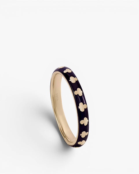 Thin clover design rings with black enamel