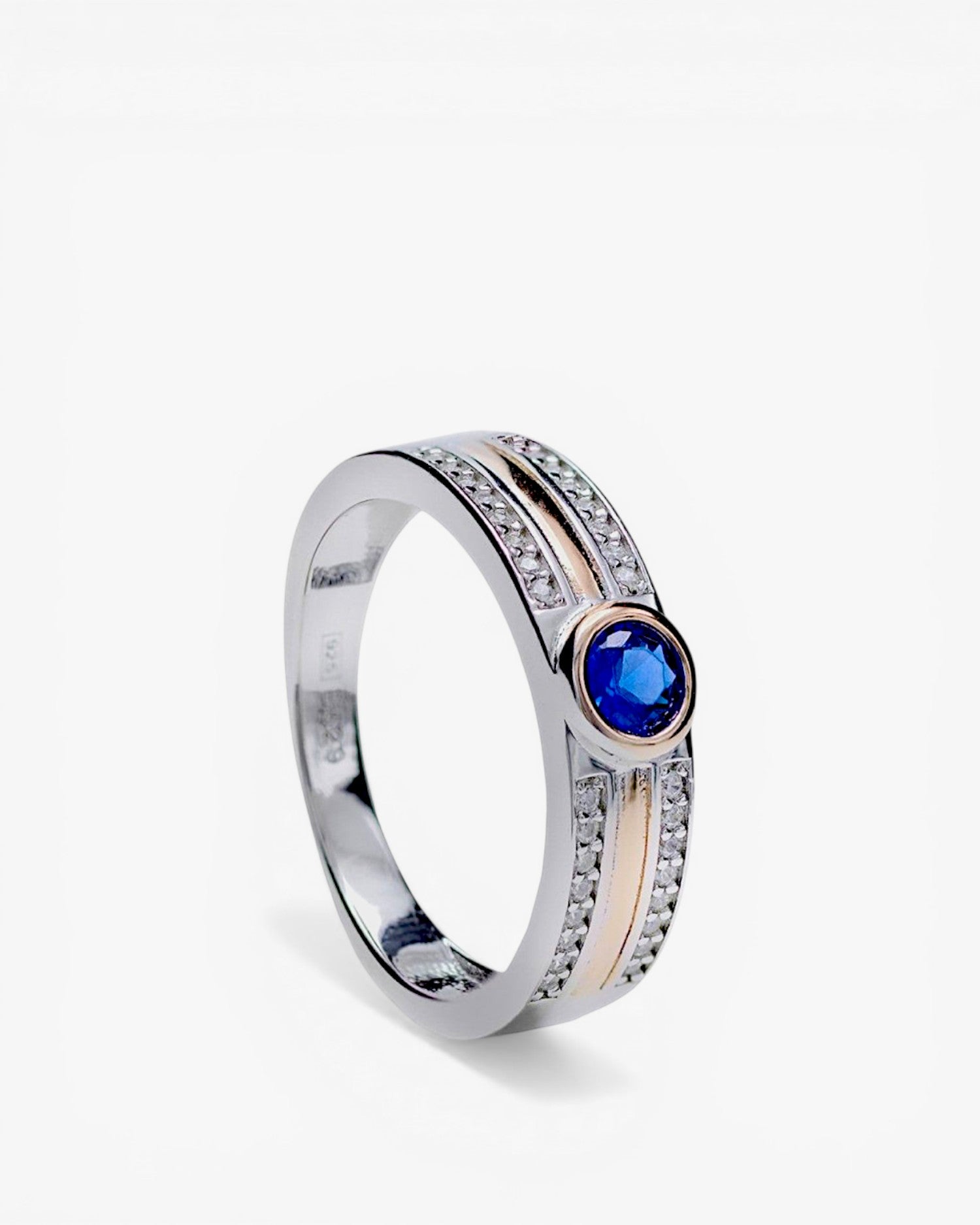 Anillos bicolor con circonitas y cuarzo adamantino azul