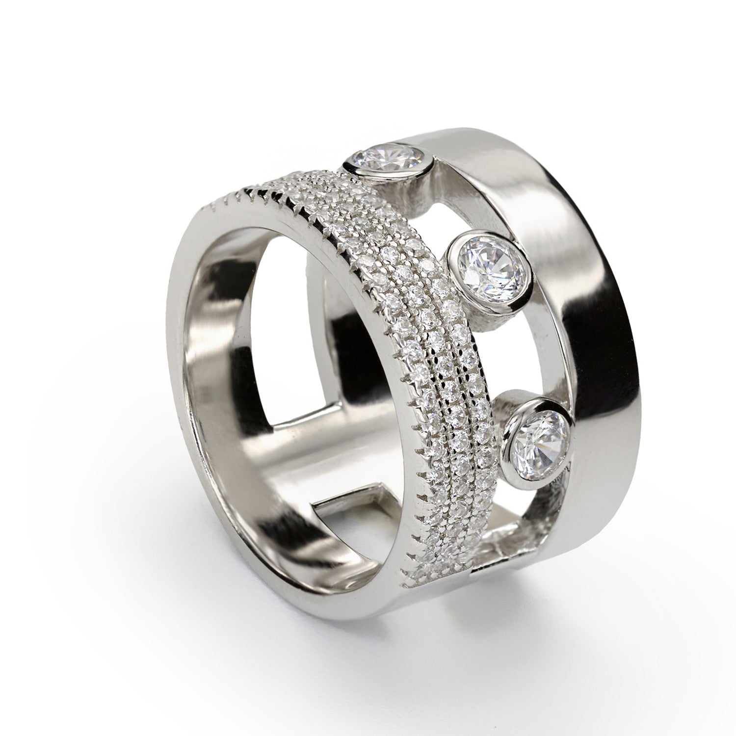 Anillos anchos formados por tres carriles de circonitas