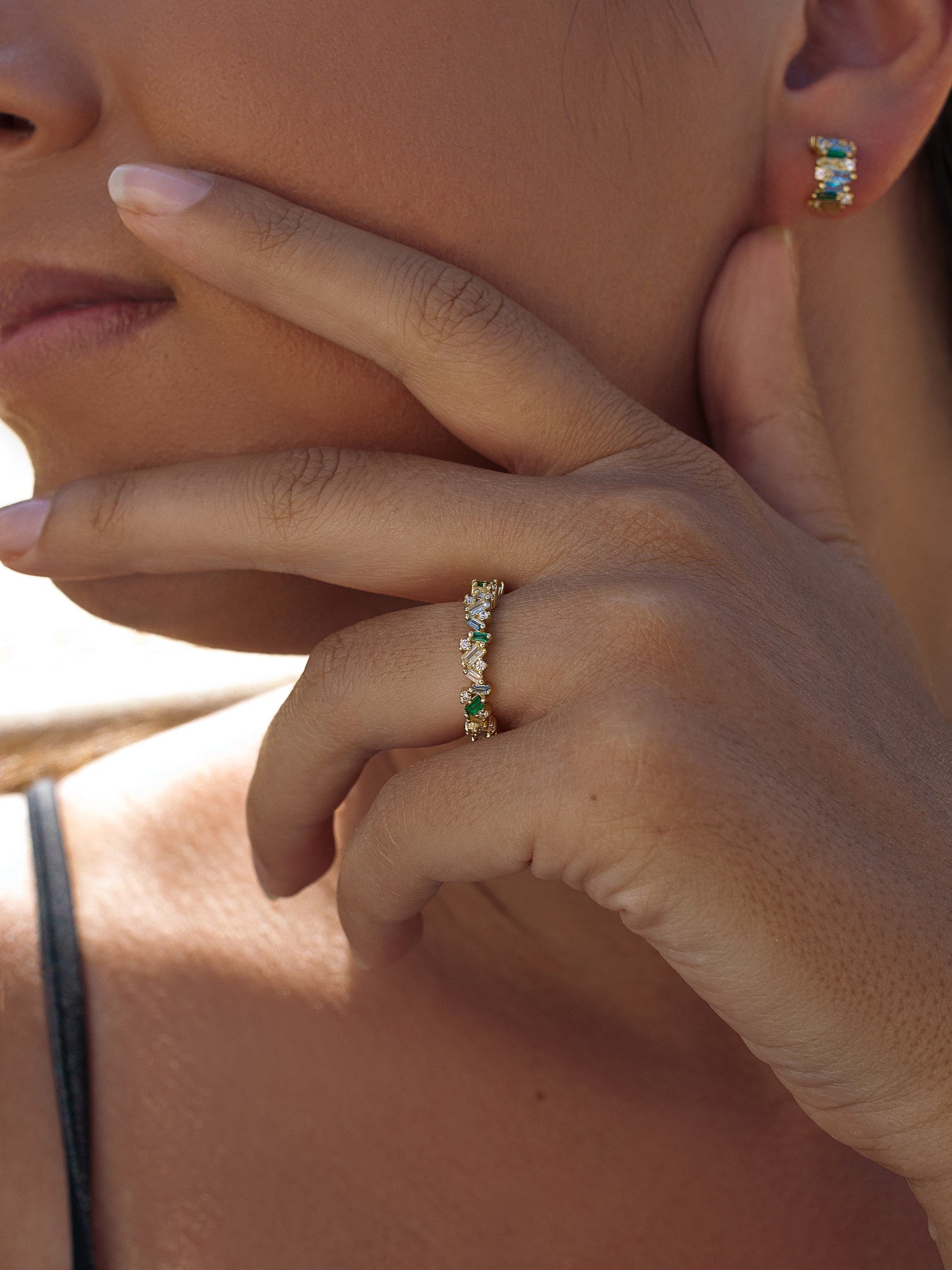Anillos con piedras de plata en tono verde y azul talla esmeralda