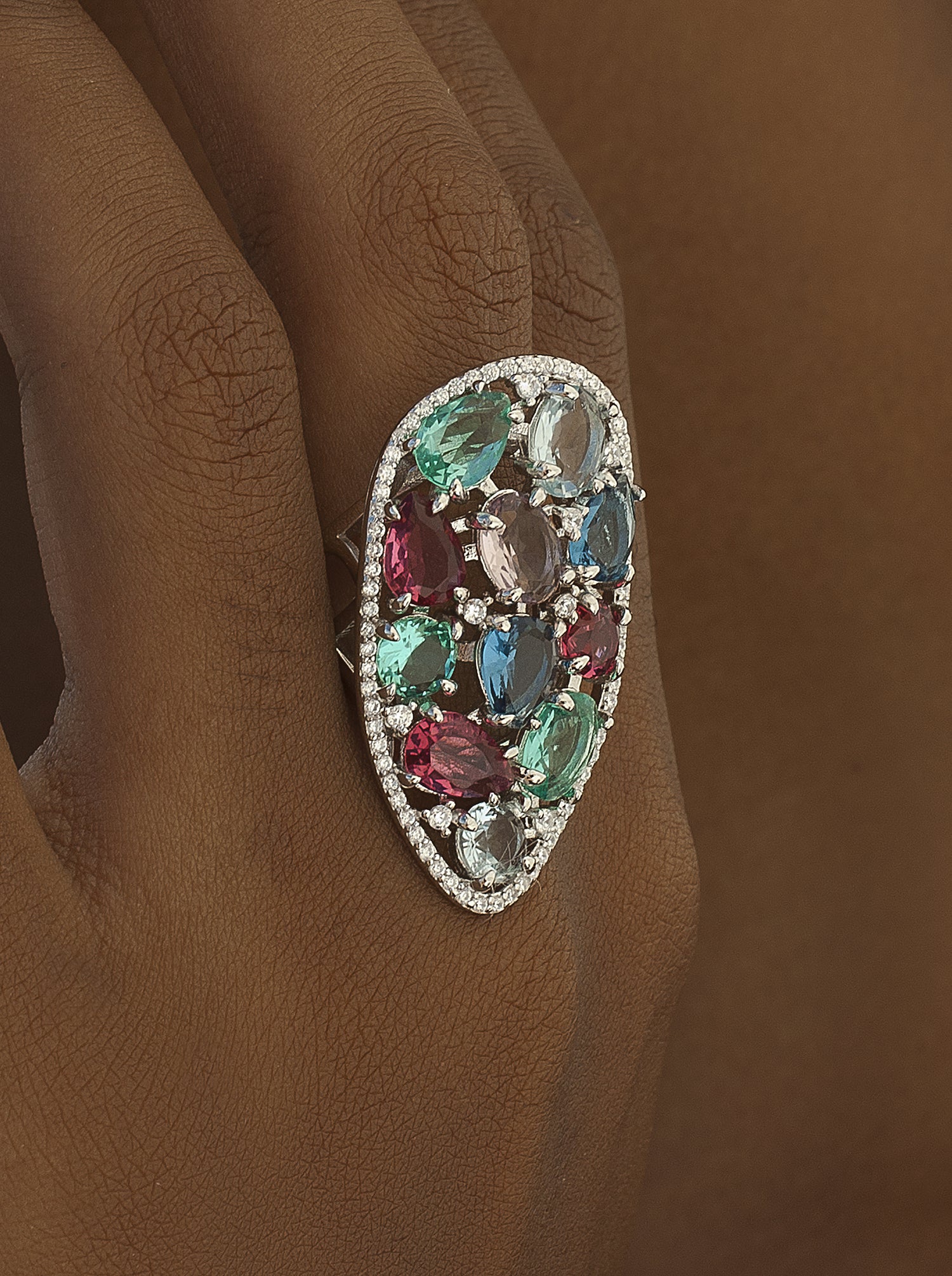 Anillos con piedras diseño mosaico en tonos verdes