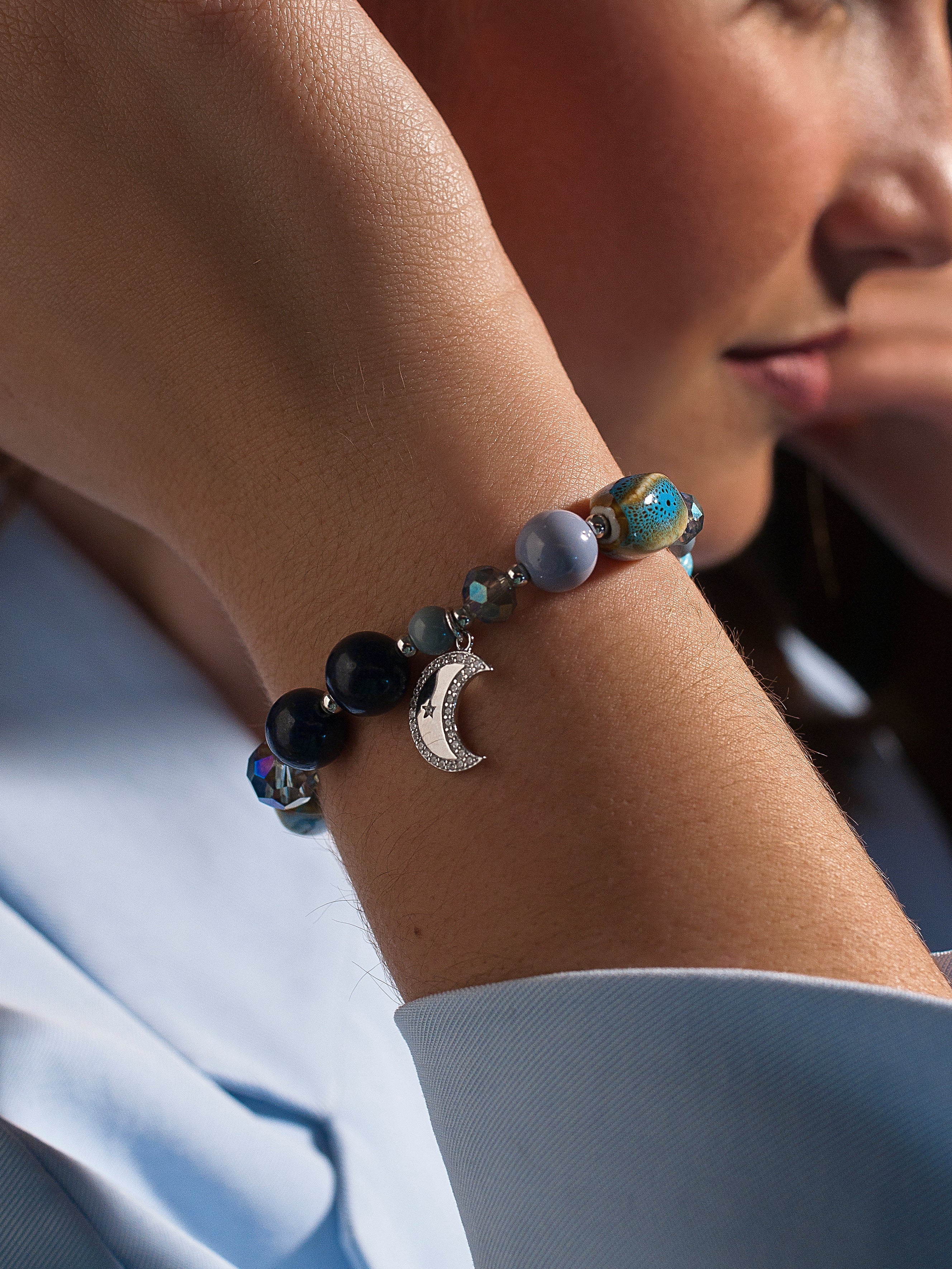 Bracelets en perles d'argent avec pierres semi-précieuses assorties et breloque de lune