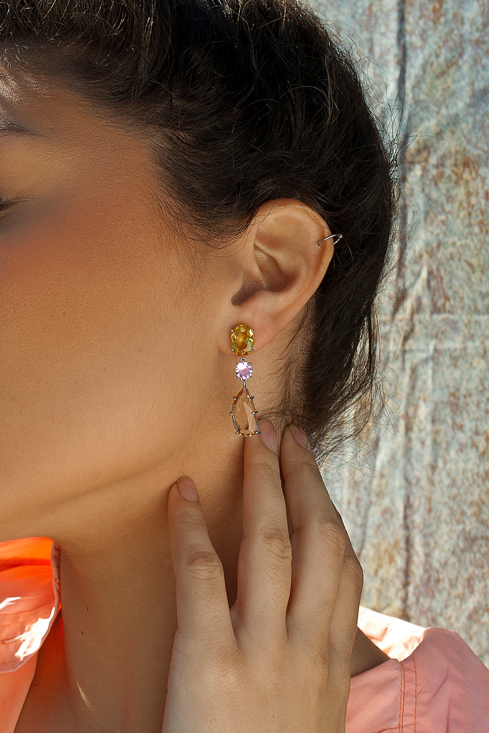 Pendientes de piedras de colores diseño irregular