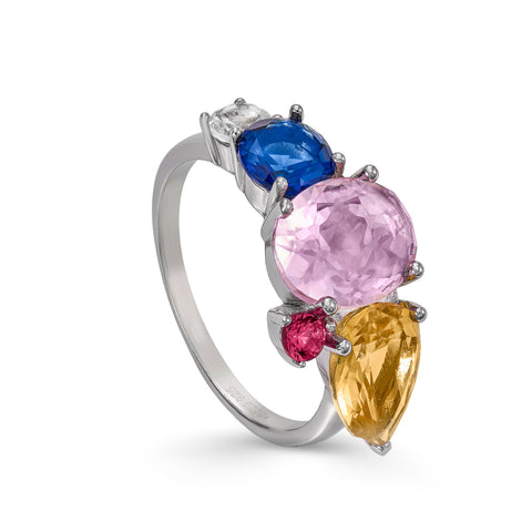 Anillos con piedras de colores brillantes con circonitas