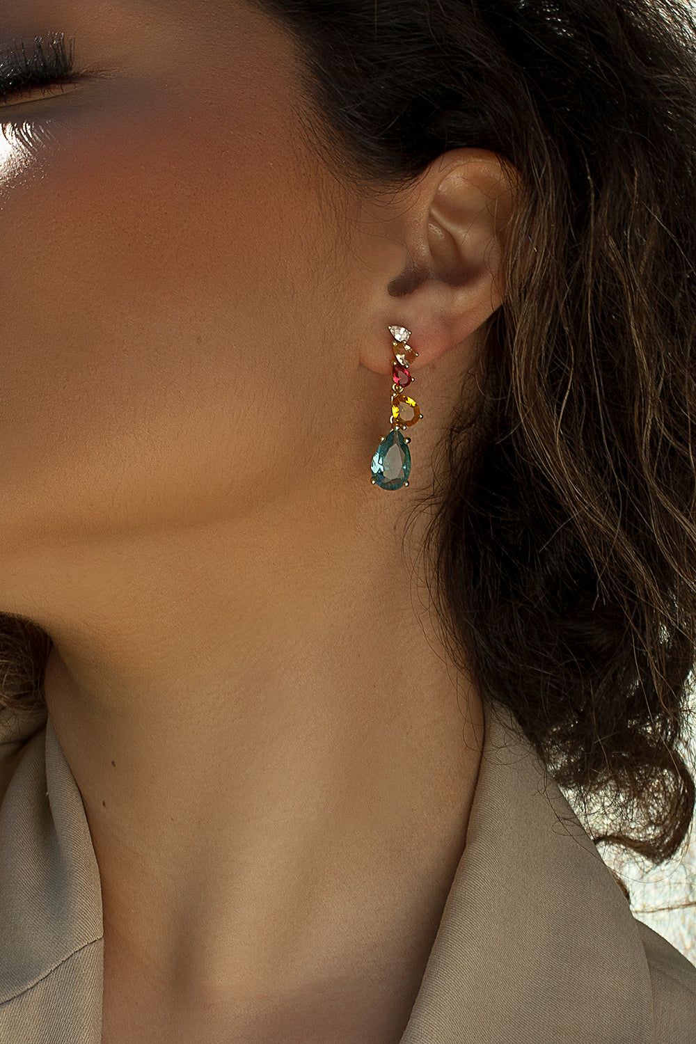 Pendientes de piedras de colores diseño de cinco gemas
